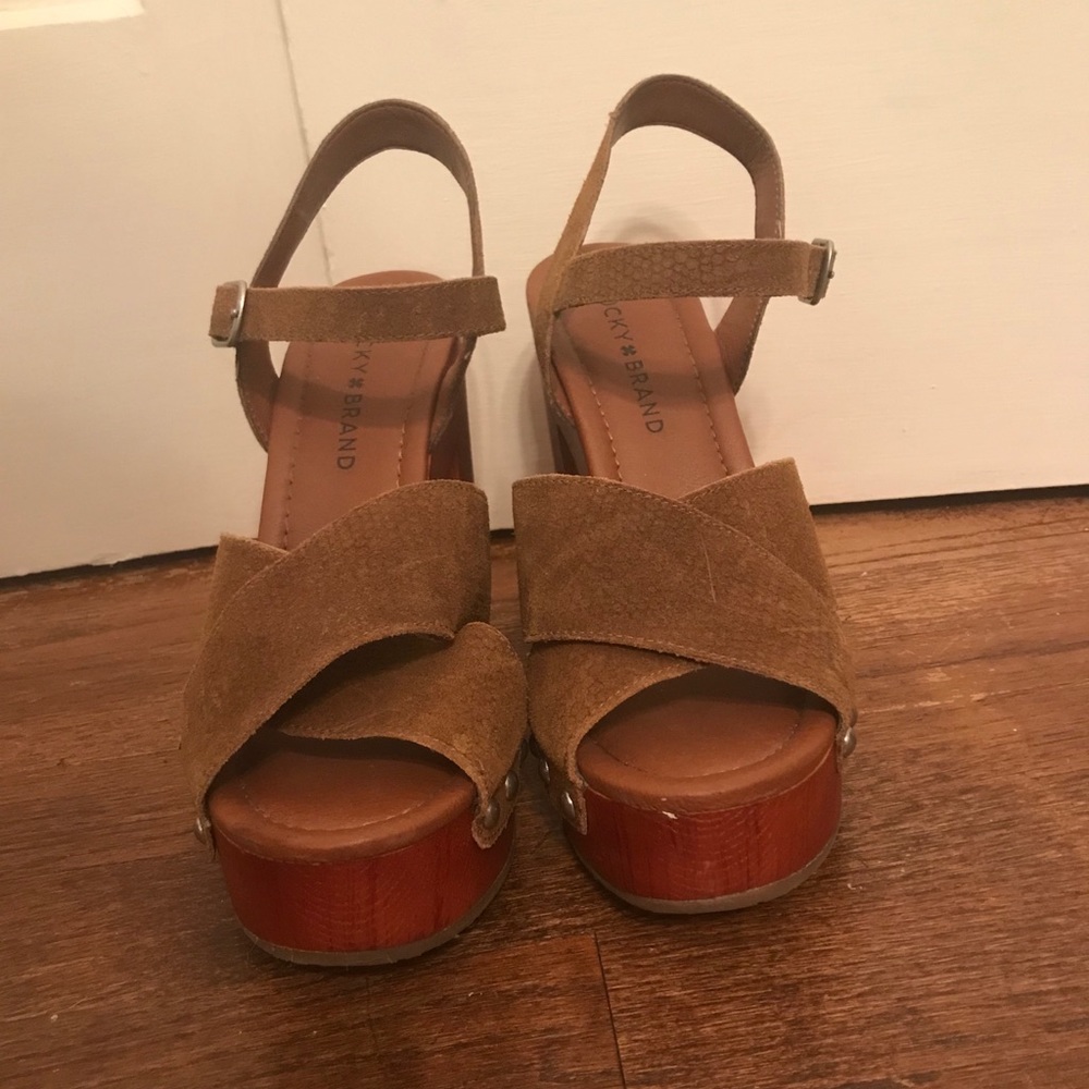 Women’s lucky brand chunk heel sandals size 8